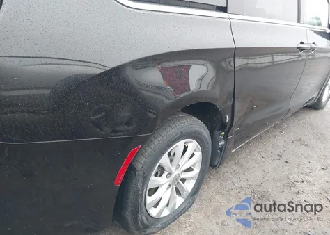 2017 Chrysler Pacifica Touring из США, поврежденный, VIN 2C4RC1DG5HR663903